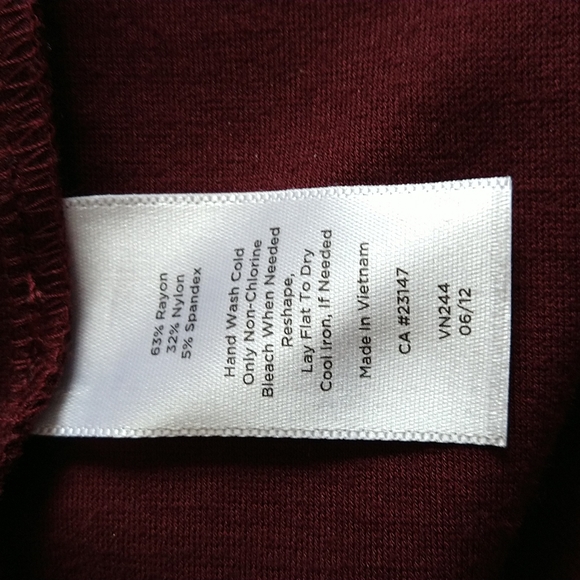 Talbot's maroon top Sz S - Picture 6 of 6
